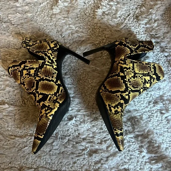 ZARA SKAKESKIN BOOTIES - Picture 3 of 13